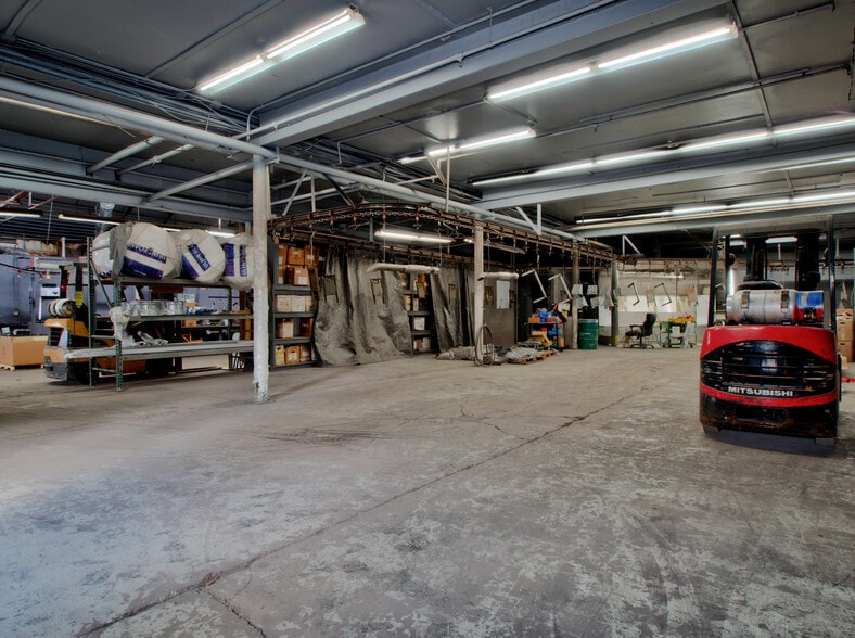 More Photos Of 56 Clarendon Ave, Kingston Warehouse For Sale