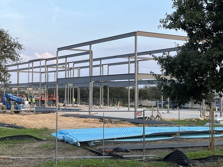 More Photos Of 11301 Lakeline Blvd, Austin Office For Lease