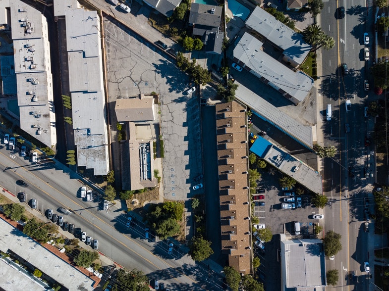 More Photos Of 2817 Montrose Ave, Glendale Religious Facility For Sale