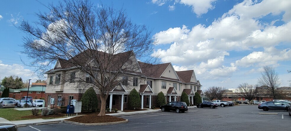 More Photos Of 6511 Glenridge Park Pl, Louisville Loft Creative Space For Lease