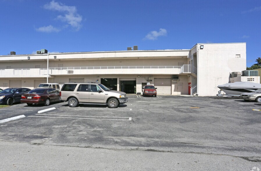 More Photos Of 11030-11050 Wiles Rd, Coral Springs Religious Facility For Sale