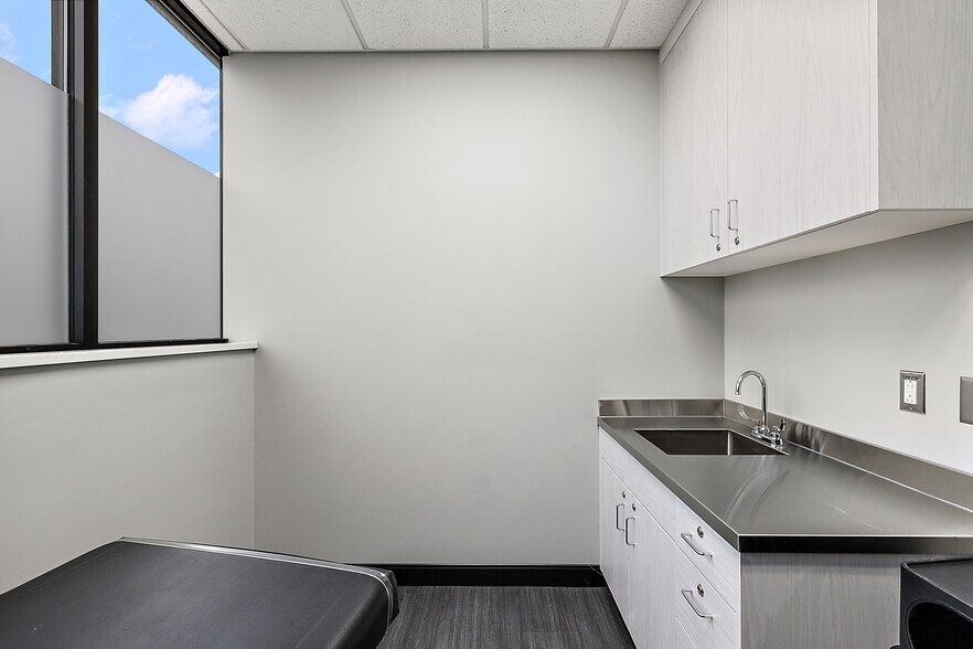 More Photos Of 16100 19 Mile Rd, Clinton Township Medical For Sale