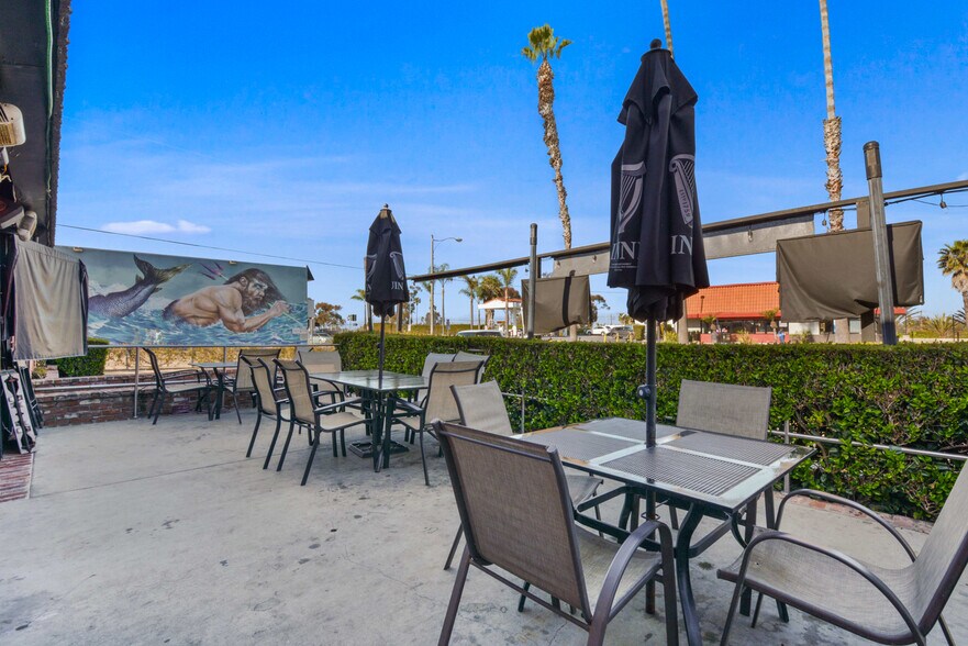 More Photos Of 2391 S El Camino Real, San Clemente Bar For Sale