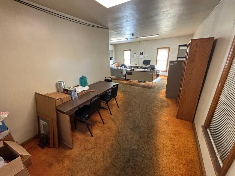 More Photos Of 180 Wooster Rd N, Barberton Restaurant For Sale