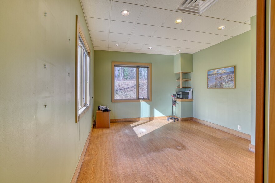 More Photos Of 14 Harris Bushville Rd, Monticello Medical For Sale