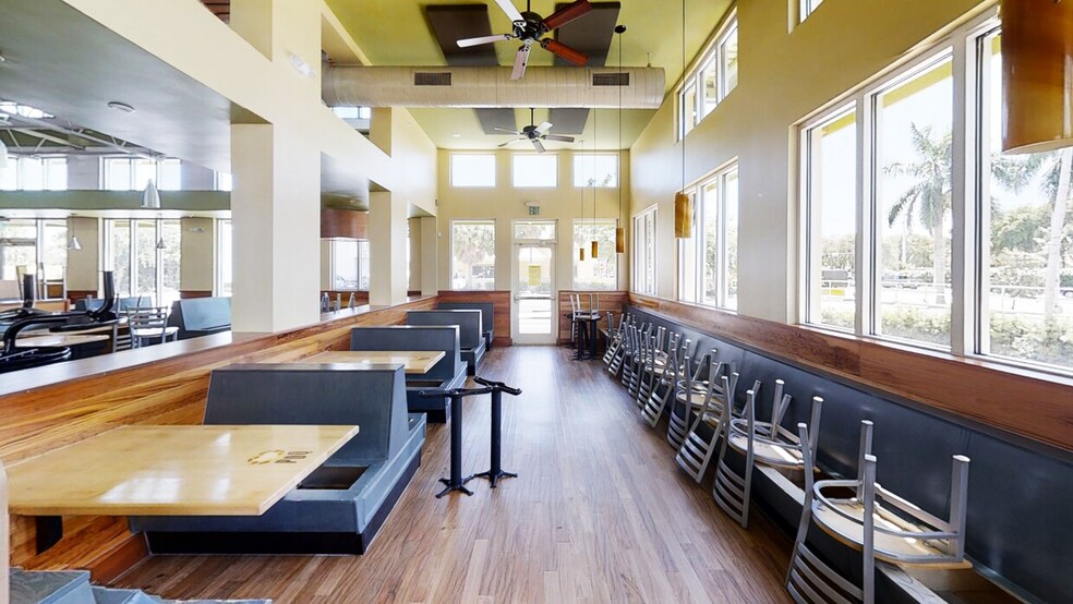More Photos Of 1207 SE 17th St, Fort Lauderdale Restaurant For Lease