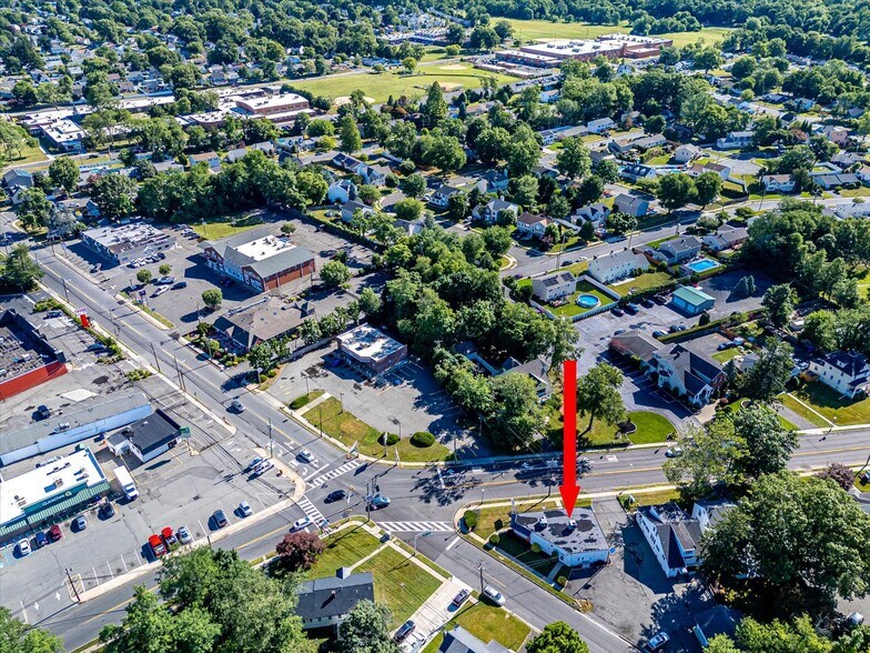 More Photos Of 2412 Plainfield Ave, South Plainfield Office For Sale