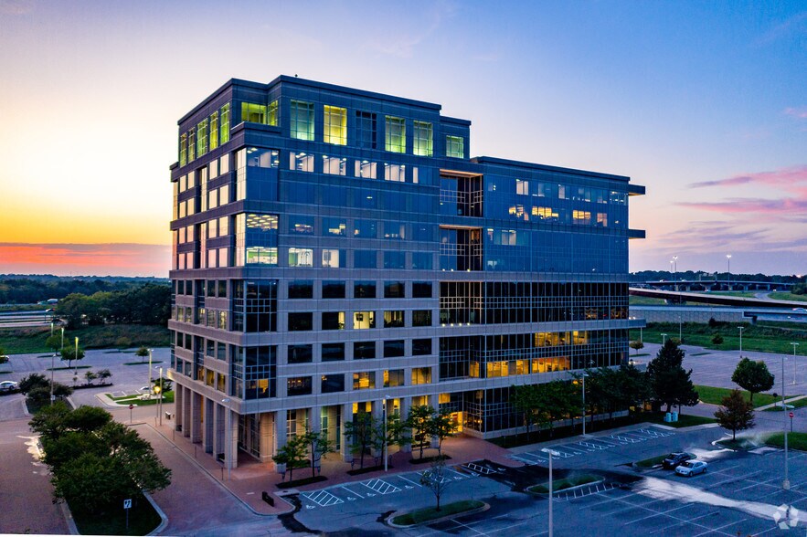 More Photos Of 10801 Mastin St, Overland Park Office For Lease