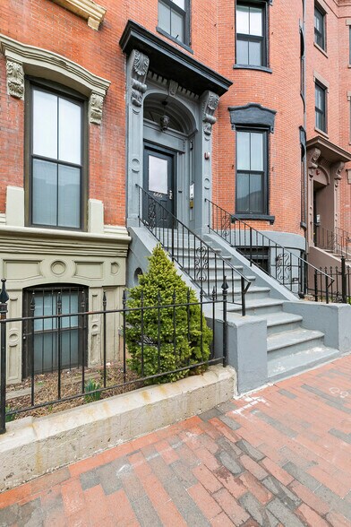 More Photos Of 666 Massachusetts Ave, Boston Apartments For Sale