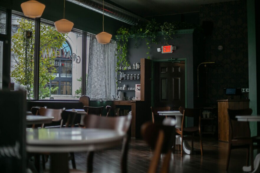 More Photos Of 537 Main St, Buffalo Storefront Retail Residential For Sale