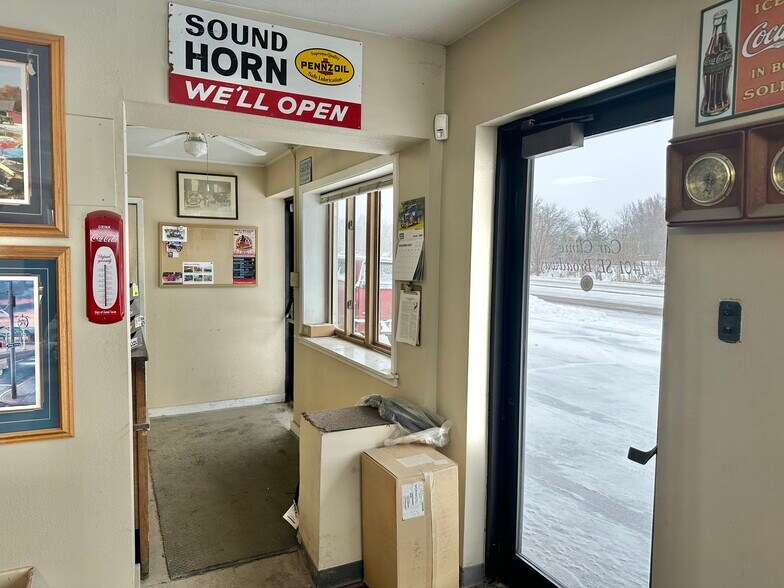 More Photos Of 1401 SE Broadway Ave, Albert Lea Specialty For Sale