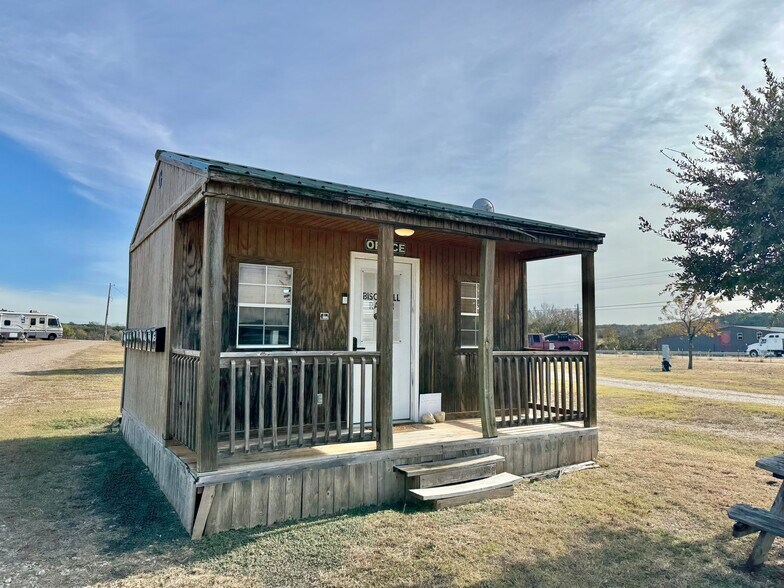 More Photos Of 8895 US-67 Hwy, Cleburne Trailer Camper Park For Sale