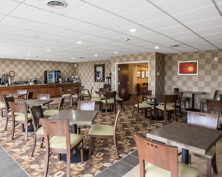 More Photos Of 3698 US 40, Oakley Hotel For Sale
