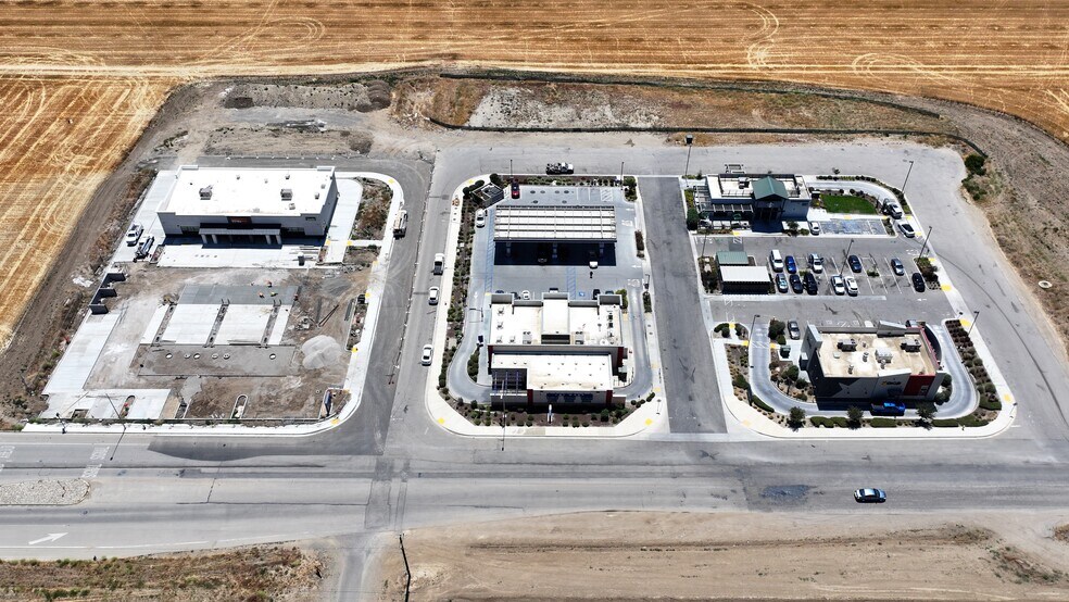 More Photos Of Walnut Ave, And 3rd Street, Greenfield Land For Sale