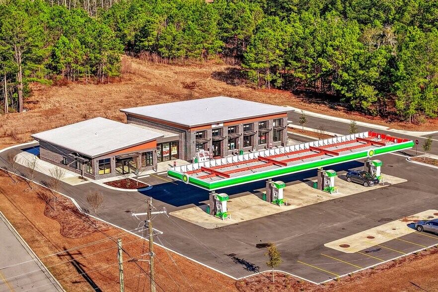 More Photos Of 5652 Ogeechee Rd, Savannah General Retail For Lease