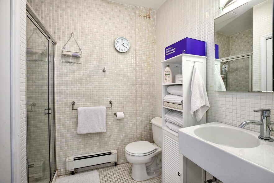 More Photos Of 32 Orchard St, New York Apartments For Sale