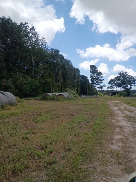More Photos Of 6111 County Road 203, Liverpool Land For Lease