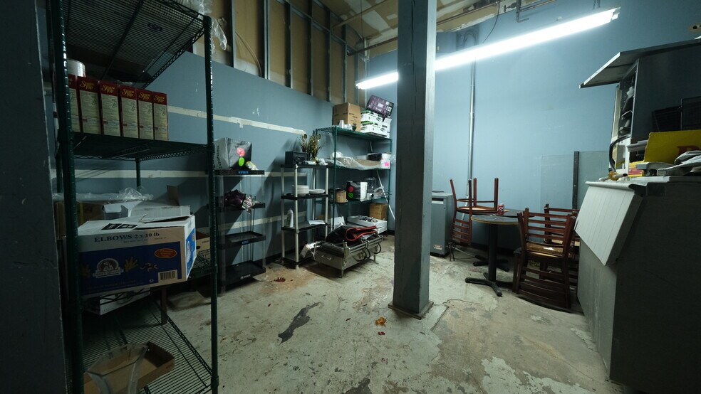 More Photos Of 91 Hartford Ave, Providence Apartments For Lease