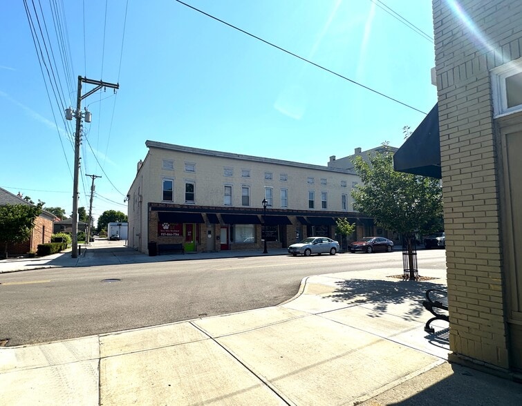 More Photos Of 1-17 E Central Ave, West Carrollton Storefront Retail Residential For Sale