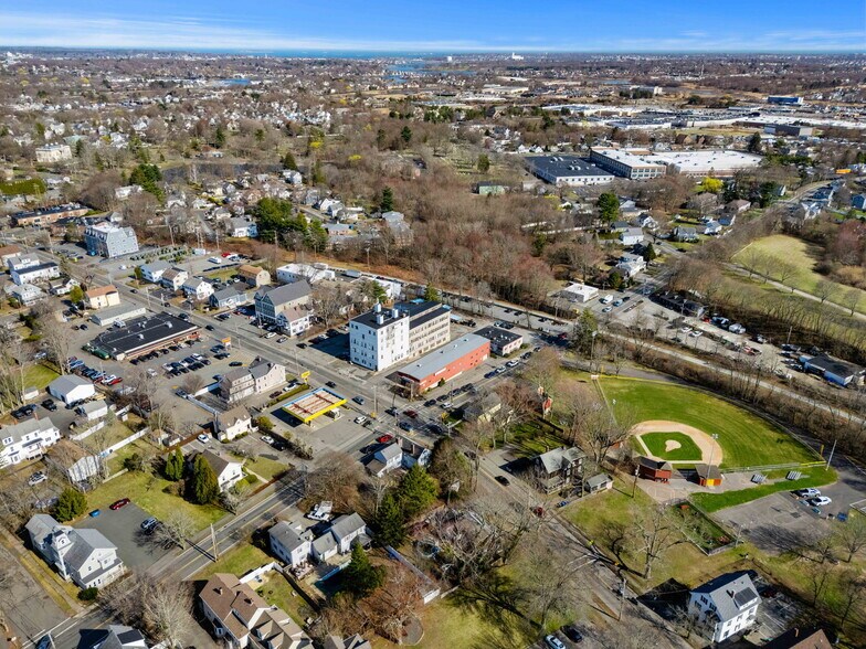 More Photos Of 130 Pine St, Danvers Apartments For Sale
