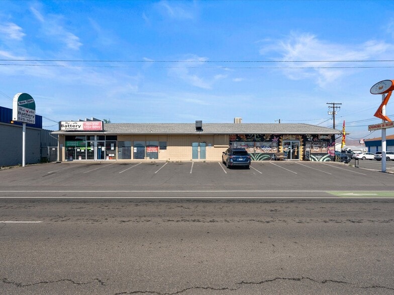 Primary Photo Of 301-309 S Kietzke Ln, Reno General Retail For Sale