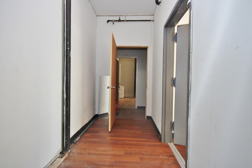 More Photos Of 63 Cannon St, Poughkeepsie Office Residential For Lease