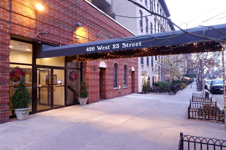 More Photos Of 420 W 23rd St, New York Apartments For Lease