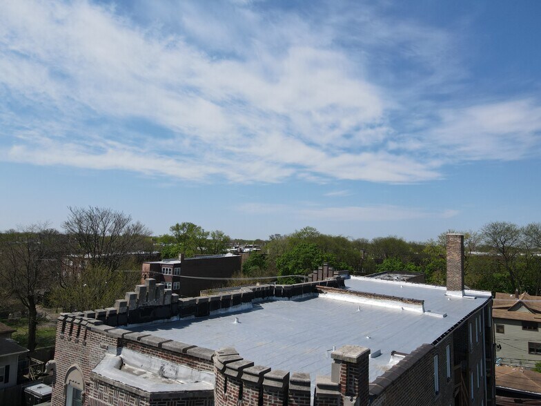More Photos Of 7914 S Dobson Ave, Chicago Apartments For Sale