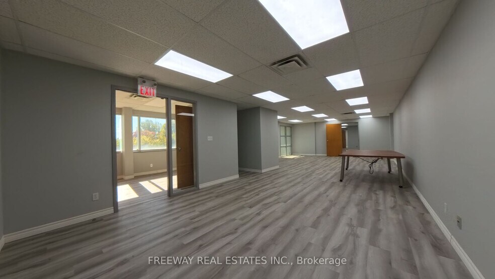 More Photos Of 35 Sharp Rd, Brantford Warehouse For Sale