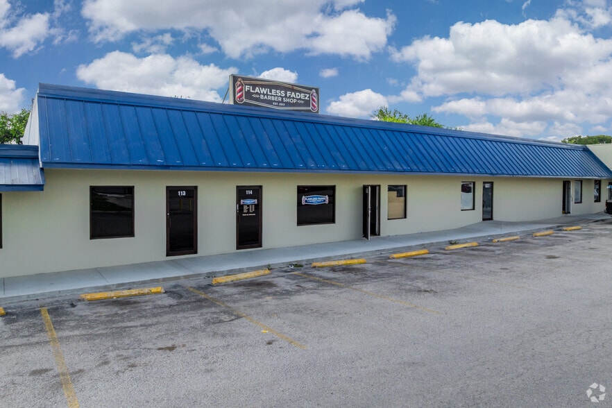 More Photos Of 8117-8165 Latigo Plz, San Antonio Unknown For Lease