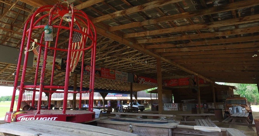 More Photos Of 775 Bembry Ave, Unadilla Theater Concert Hall For Sale