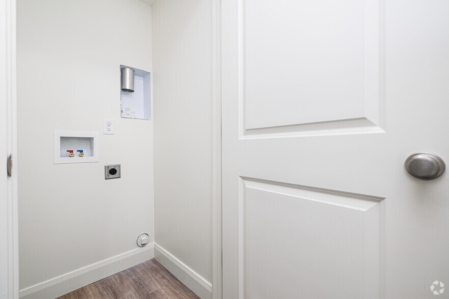 More Photos Of 36 W 1600 N, Sunset Apartments For Sale