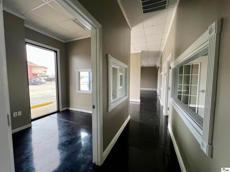 More Photos Of 5324 Cypress St, West Monroe Medical For Lease