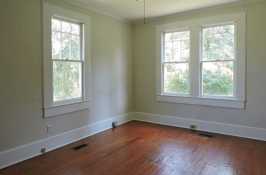 More Photos Of 2216 Mahan Dr, Tallahassee Office Residential For Sale