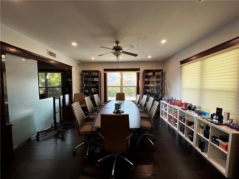 More Photos Of 124 N Swinton Ave, Delray Beach Office For Sale