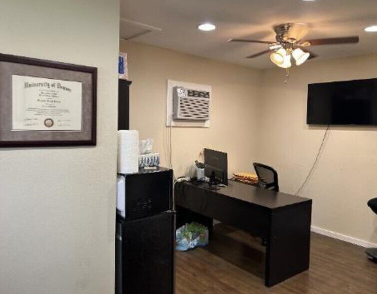 More Photos Of 14745 W Tx-29 Hwy, Liberty Hill Storefront For Lease