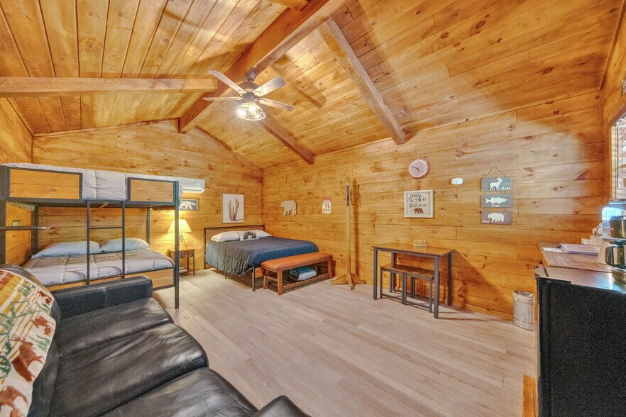 More Photos Of 5340 US-321, Butler Specialty For Sale