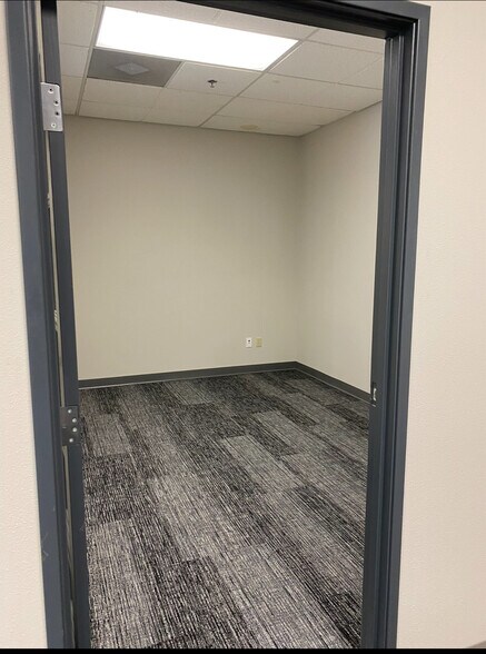 More Photos Of 1341 Distribution Way, Vista Distribution For Lease