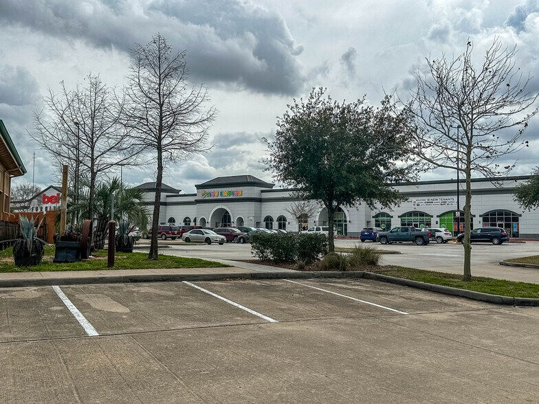 More Photos Of 17381 Tomball Pky, Houston Restaurant For Sale