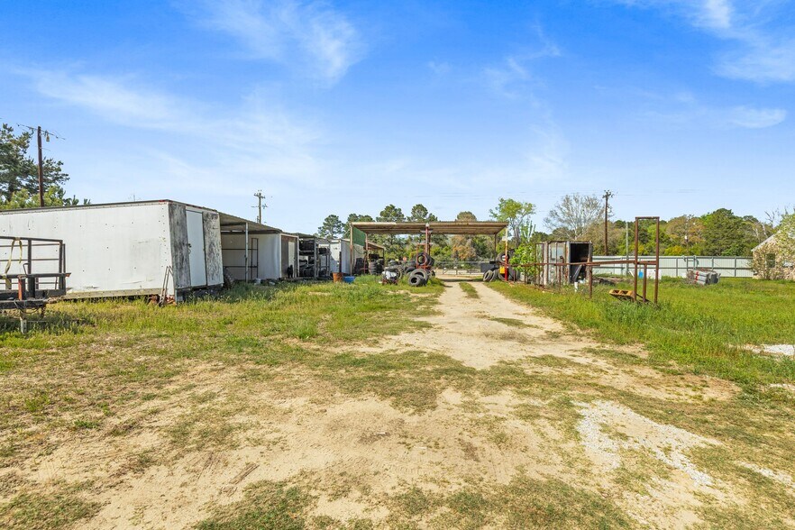 More Photos Of 22380 Highway 105, Cleveland Light Distribution For Sale