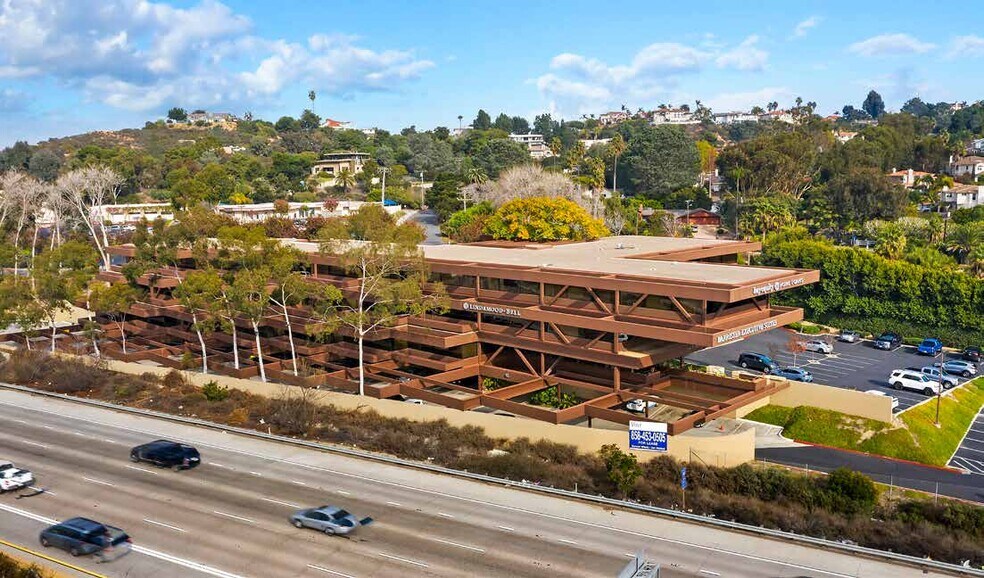 More Photos Of 445 Marine View Ave, Del Mar Office For Lease