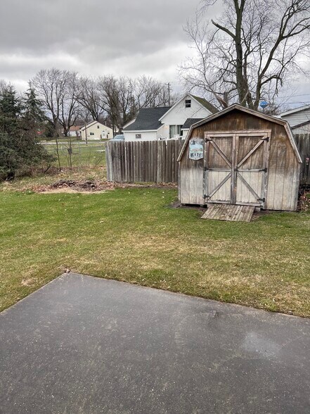 More Photos Of 333 Jackson St, Coleman Apartments For Sale