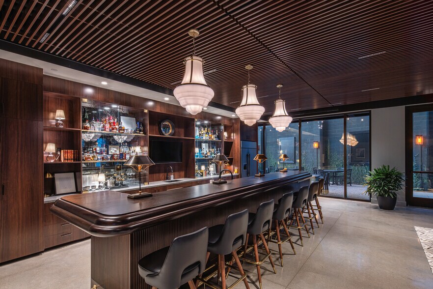 More Photos Of 190 TC Jester Blvd, Houston Office For Lease