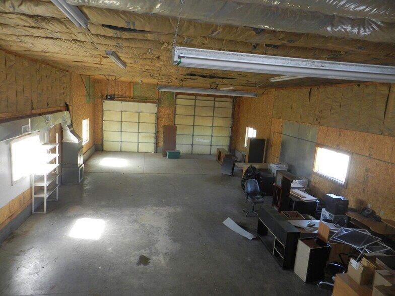 More Photos Of 445 Kristen Ct, Montrose Warehouse For Sale