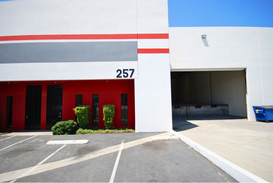 More Photos Of 241-317 E Redondo Beach Blvd, Gardena Unknown For Lease