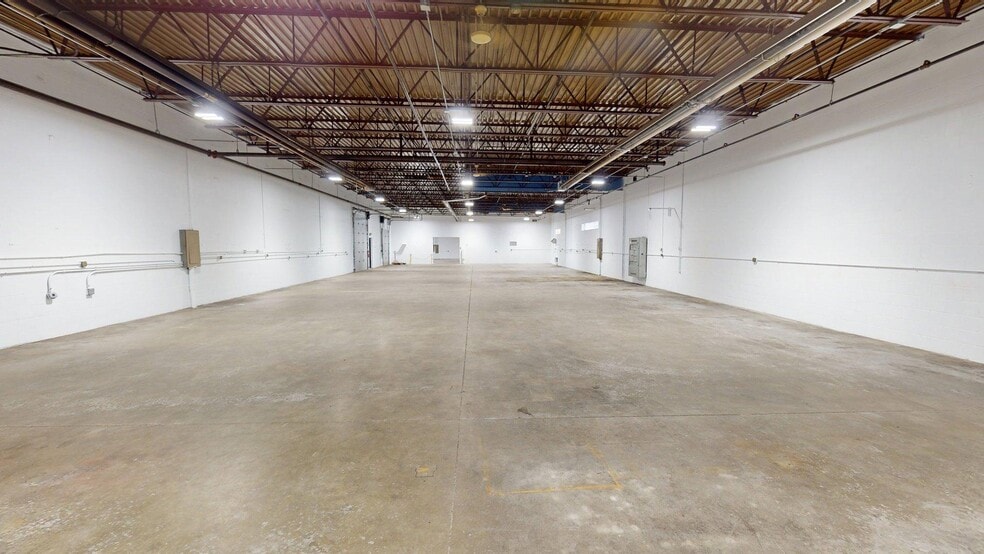 More Photos Of 7075 N 21st Ave, Hugo Industrial For Sale