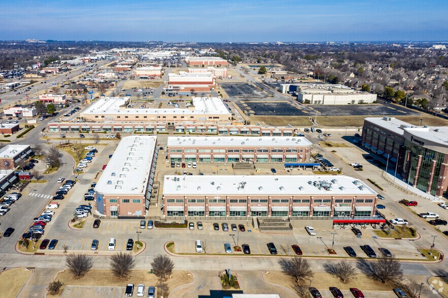 More Photos Of 8211 E Regal Pl, Tulsa Coworking Space