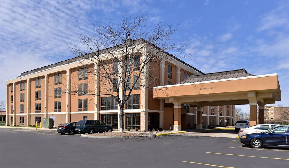 Primary Photo Of 5200 Lincoln Hwy, Matteson Hotel For Sale