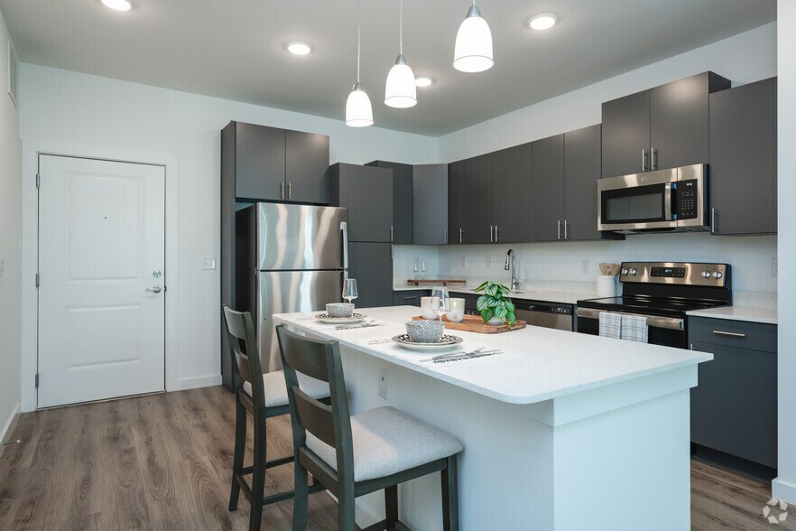 More Photos Of 6800 White Horse Rd, Greenville Apartments For Sale