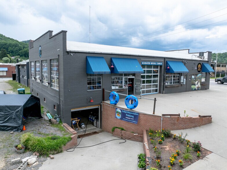 More Photos Of 339 Park St, Canton Restaurant For Sale